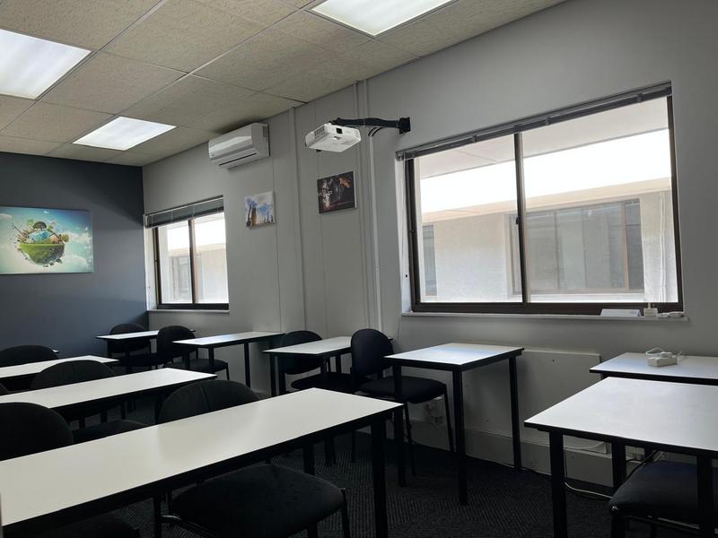 To Let commercial Property for Rent in Newton Park Eastern Cape